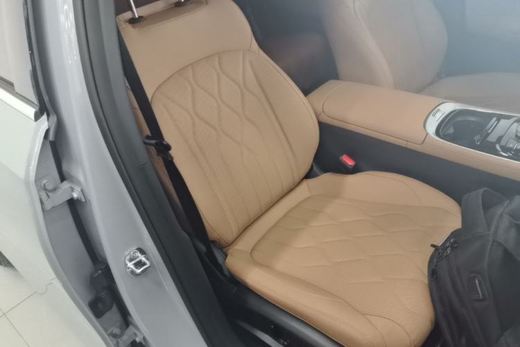 Used Geely Galaxy A7 2025 Model EM-i 150km Exploration+ Edition Right Front Seat