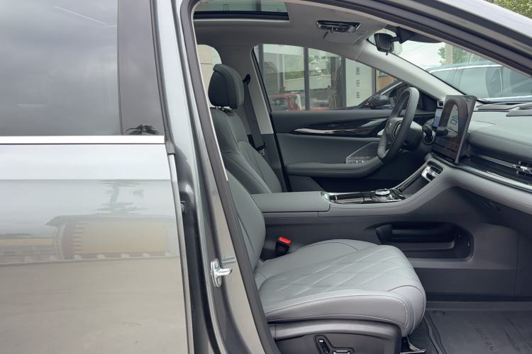 Used Geely Galaxy A7 2025 Model EM-i 150km Exploration+ Edition Right Front Seat