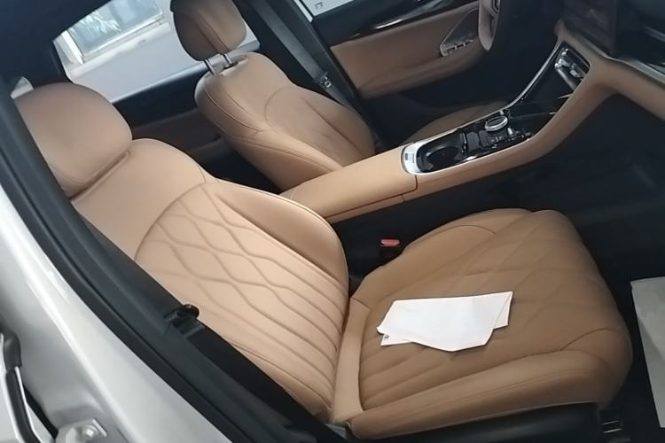 Used Geely Galaxy A7 2025 Model EM-i 150km Exploration+ Edition Right Front Seat