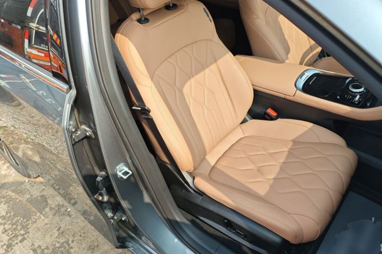 Used Geely Galaxy A7 2025 Model EM-i 150km Exploration+ Edition Right Front Seat