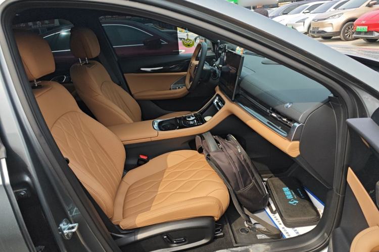 Used Geely Galaxy A7 2025 Model EM-i 150km Exploration+ Edition Right Front Seat