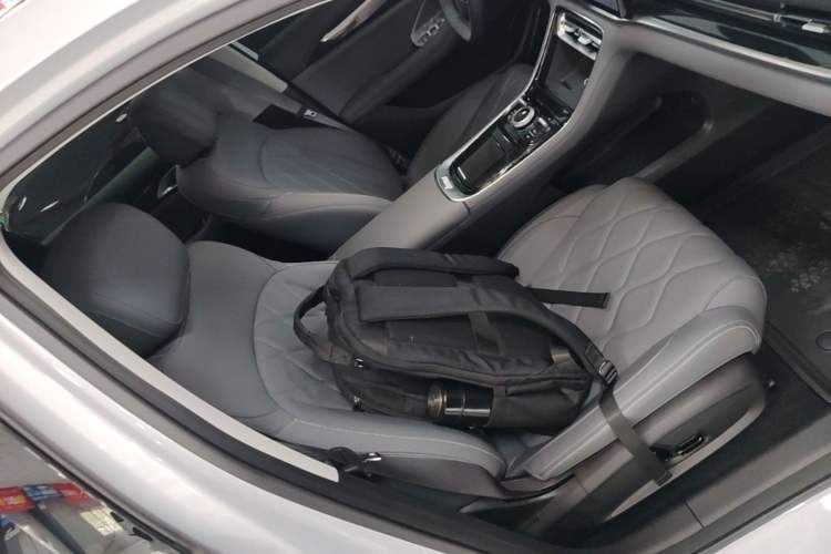 Used Geely Galaxy A7 2025 Model EM-i 150km Exploration+ Edition Right Front Seat