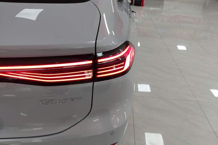 Used Geely Galaxy A7 2025 Model EM-i 150km Exploration+ Edition Right Rear Taillight