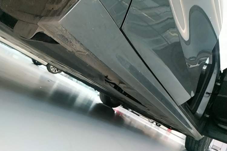 Used Geely Galaxy A7 2025 Model EM-i 70km Launch Edition Right Side Sill