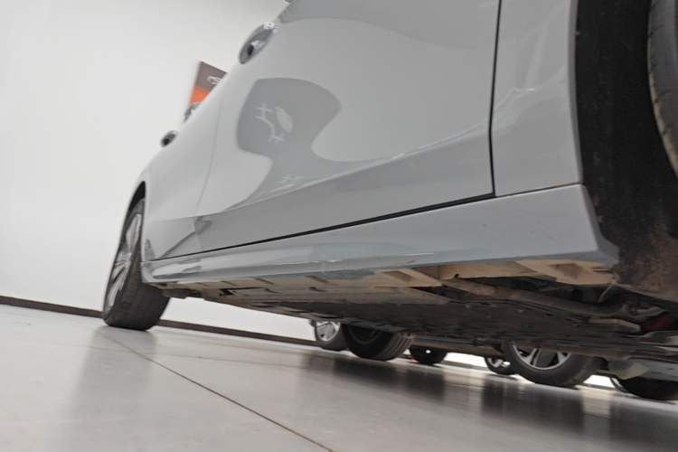 Used Geely Galaxy A7 2025 Model EM-i 150km Exploration+ Edition Right Side Sill