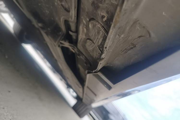 Used Geely Galaxy A7 2025 Model EM-i 150km Exploration+ Edition Right Side Sill
