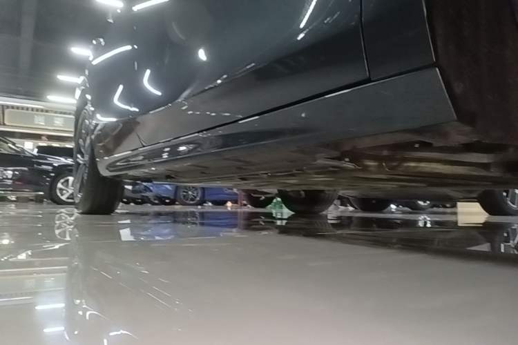 Used Geely Galaxy A7 2025 Model EM-i 70km Launch Edition Right Side Sill