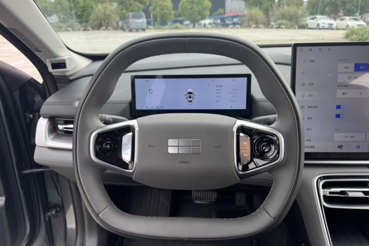 Used Geely Galaxy A7 2025 Model EM-i 70km Launch Edition Steering Wheel