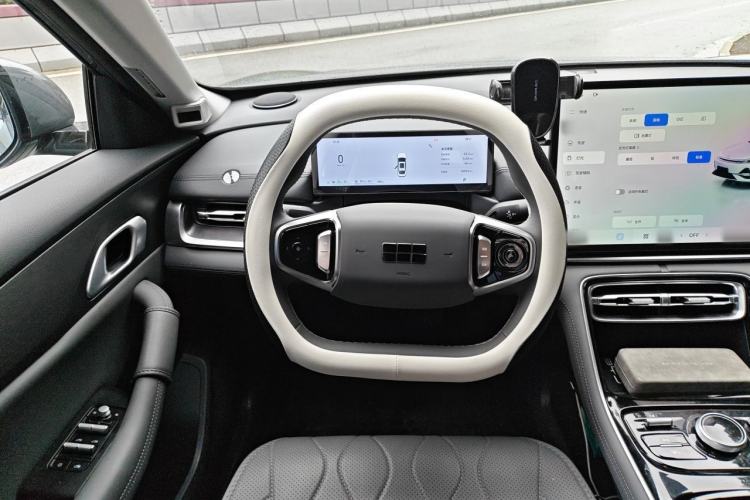 Used Geely Galaxy A7 2025 Model EM-i 70km Launch Edition Steering Wheel