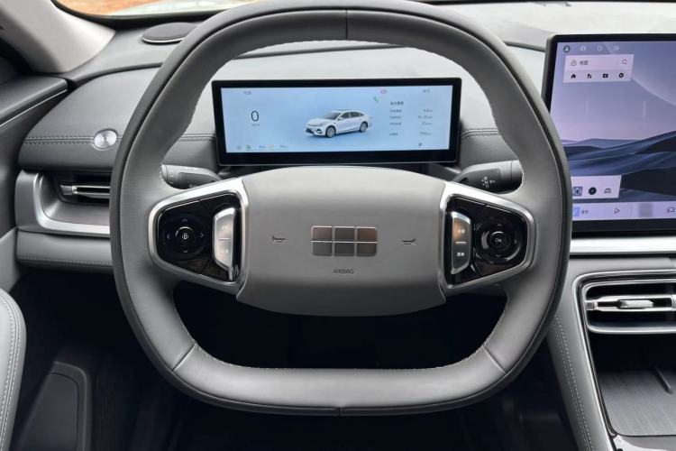 Used Geely Galaxy A7 2025 Model EM-i 70km Luxury Edition Steering Wheel