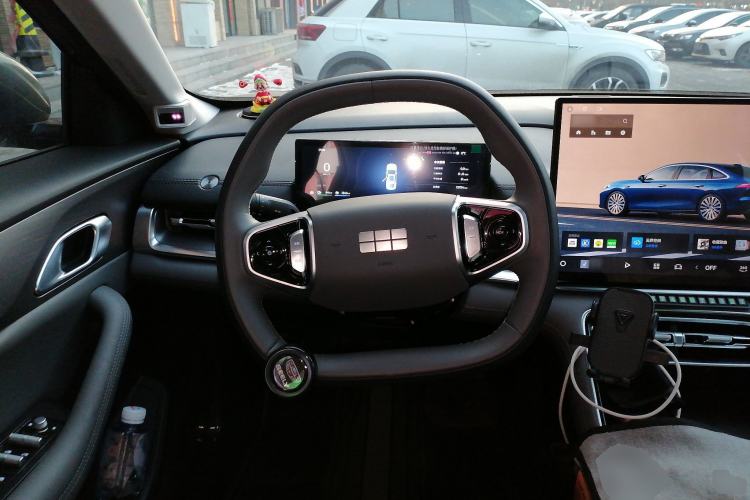 Used Geely Galaxy A7 2025 Model EM-i 70km Luxury Edition Steering Wheel