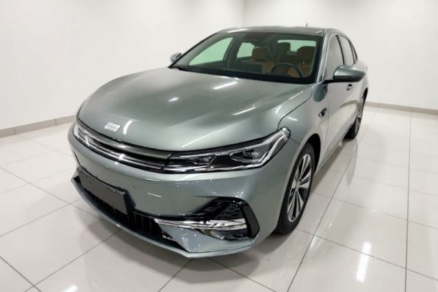 Geely Galaxy A7 2025 Model EM-i 150km Exploration+ Edition с пробегом