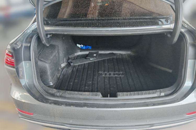 Used Geely Galaxy A7 2025 Model EM-i 150km Long-Distance Edition Trunk