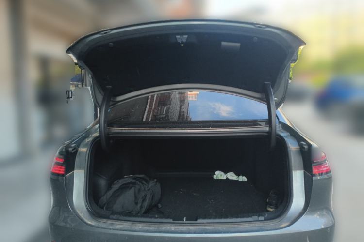 Used Geely Galaxy A7 2025 Model EM-i 150km Long-Distance Edition Trunk