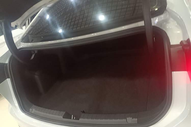 Used Geely Galaxy A7 2025 Model EM-i 70km Launch Edition Trunk