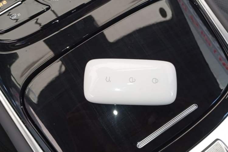 Used Geely Galaxy A7 2025 Model EM-i 150km Exploration+ Edition Vehicle Key