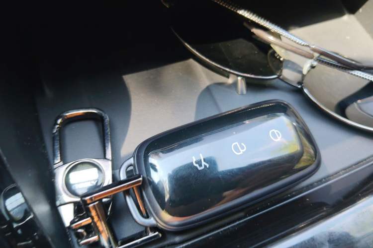 Used Geely Galaxy A7 2025 Model EM-i 150km Exploration+ Edition Vehicle Key