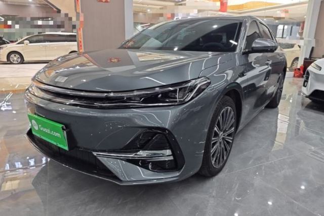 Ojetý Geely Galaxy A7 2025 Model EM-i 150km Starship Edition