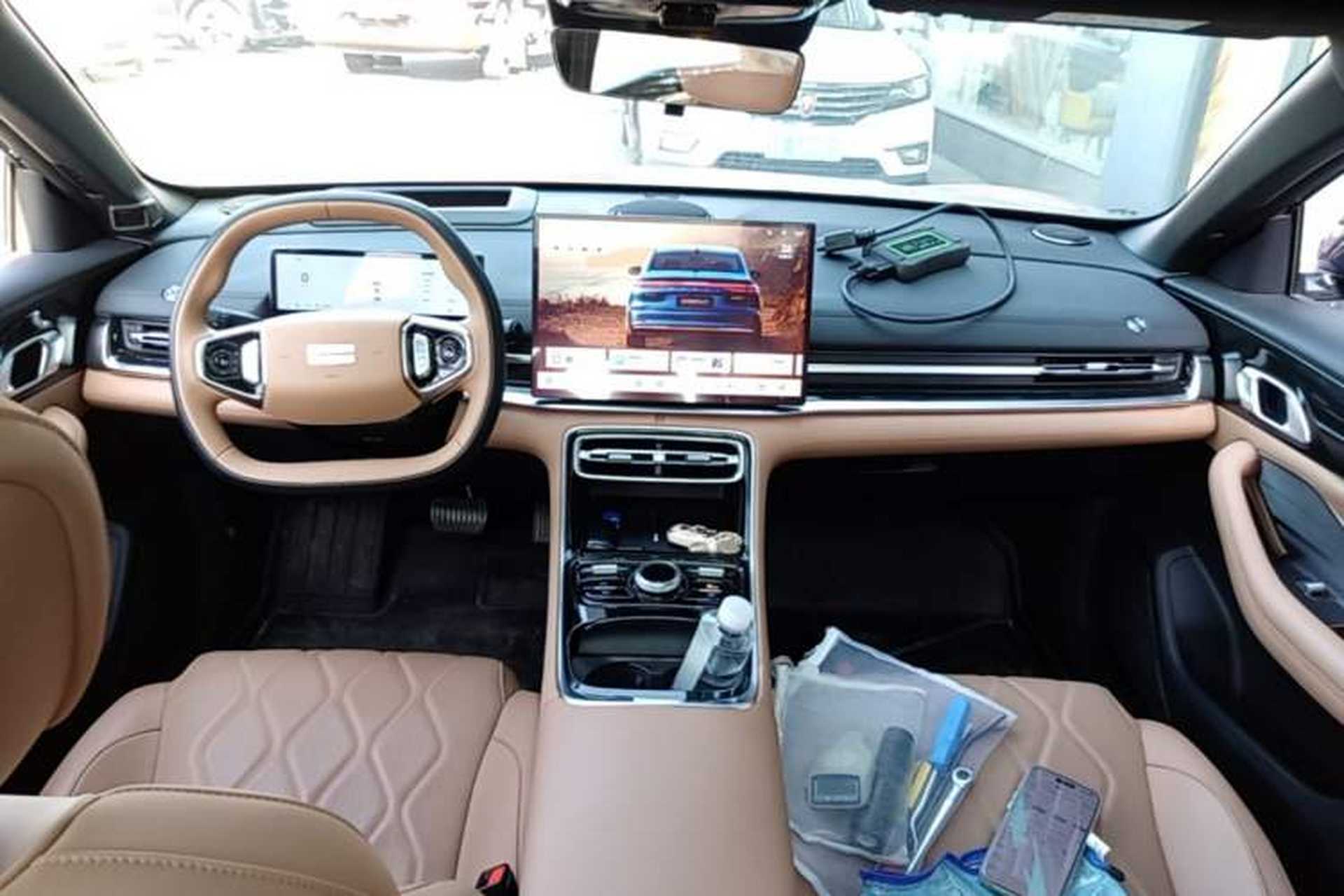 Used Geely Galaxy A7 2025 Model EM-i 150km Starship Edition Center Console