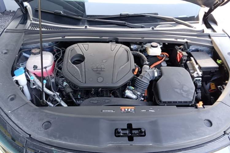 Used Geely Galaxy A7 2025 Model EM-i 150km Starship Edition Engine Bay