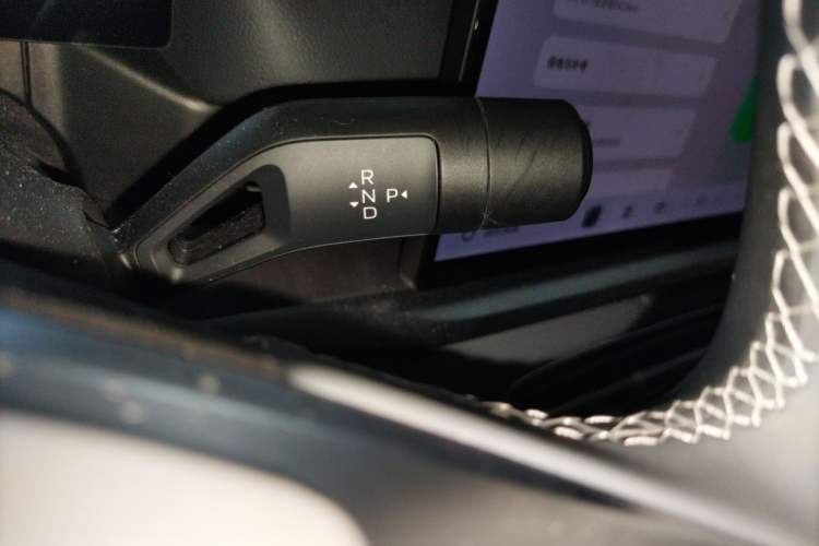 Used Geely Galaxy A7 2025 Model EM-i 70km Luxury Edition Gear Lever