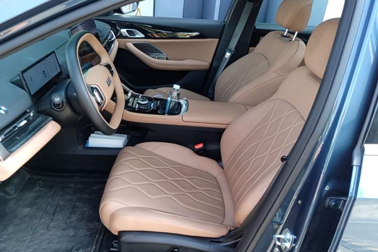 Used Geely Galaxy A7 2025 Model EM-i 150km Starship Edition Left Front Seat