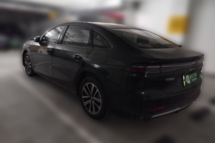 Used Geely Galaxy A7 2025 Model EM-i 70km Luxury Edition Rear Left 45 Deg