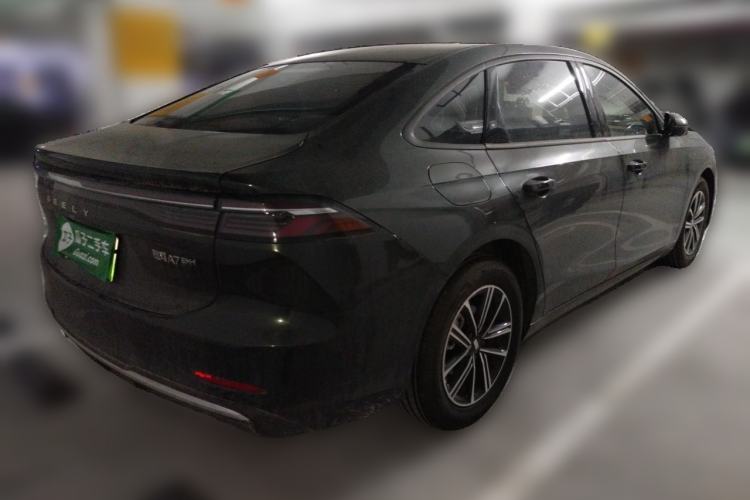 Used Geely Galaxy A7 2025 Model EM-i 70km Luxury Edition Rear Right 45 Deg