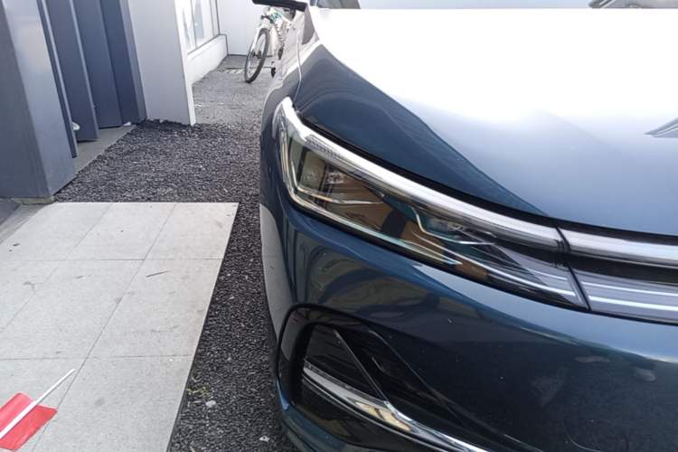 Used Geely Galaxy A7 2025 Model EM-i 150km Starship Edition Right Front Headlight