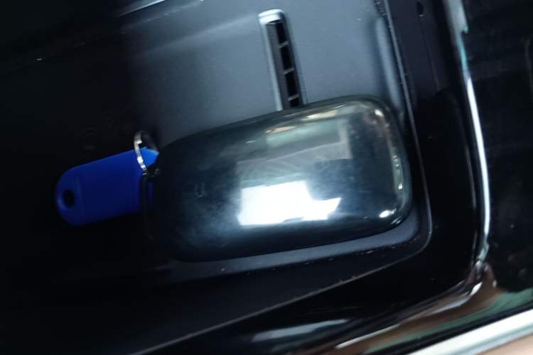 Used Geely Galaxy A7 2025 Model EM-i 150km Starship Edition Vehicle Key