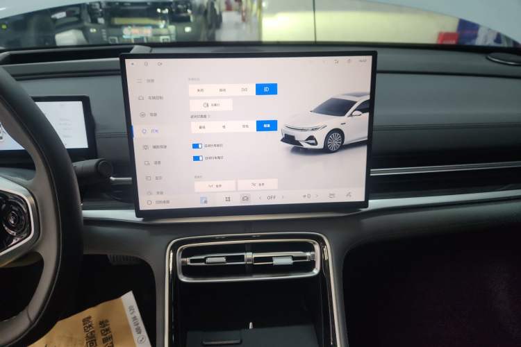 Used Geely Galaxy A7 2025 Model EM-i 150km Exploration+ Edition Audio And AC Panel