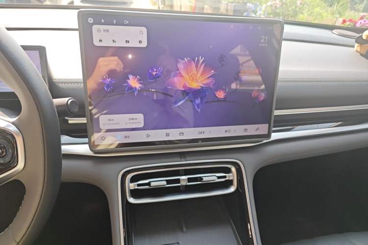 Used Geely Galaxy A7 2025 Model EM-i 70km Exploration Edition Audio And AC Panel