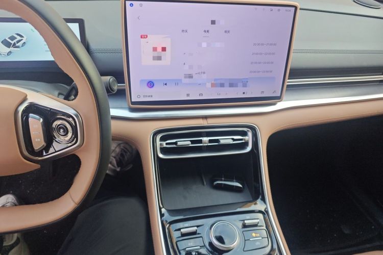 Used Geely Galaxy A7 2025 Model EM-i 70km Luxury Edition Audio And AC Panel