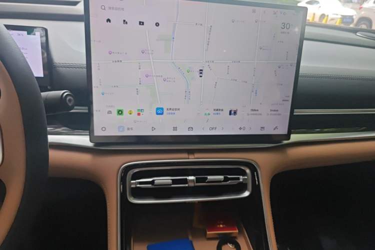 Used Geely Galaxy A7 2025 Model EM-i 150km Exploration+ Edition Audio And AC Panel