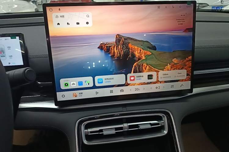 Used Geely Galaxy A7 2025 Model EM-i 150km Exploration+ Edition Audio And AC Panel