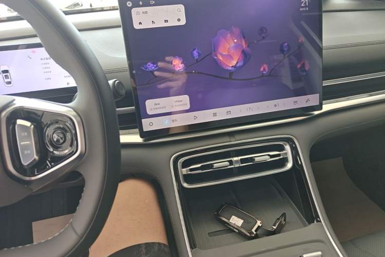 Used Geely Galaxy A7 2025 Model EM-i 70km Exploration Edition Audio And AC Panel