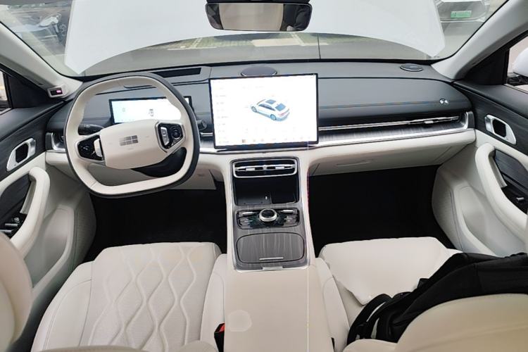 Used Geely Galaxy A7 2025 Model EM-i 150km Starship Edition Center Console