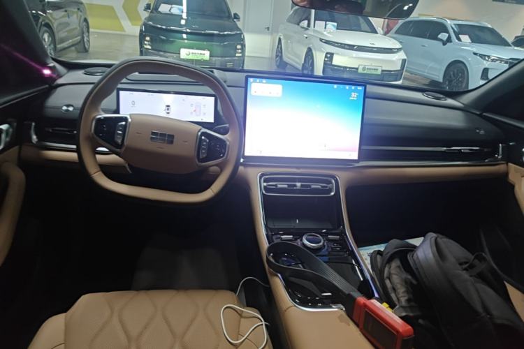 Used Geely Galaxy A7 2025 Model EM-i 150km Exploration+ Edition Center Console