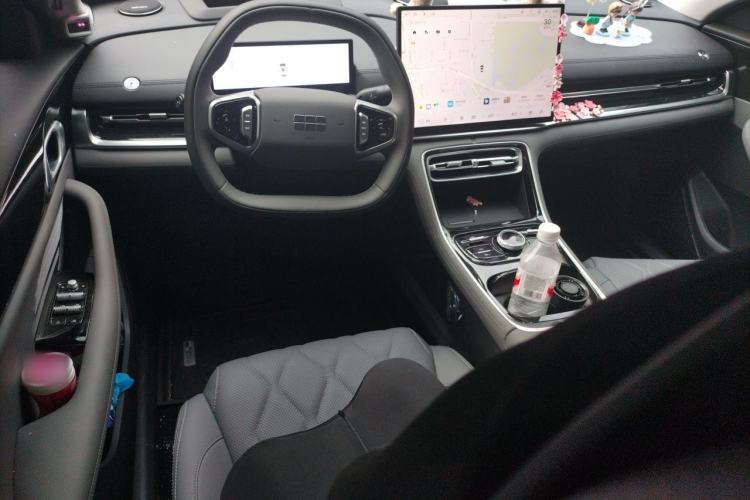 Used Geely Galaxy A7 2025 Model EM-i 150km Exploration+ Edition Center Console
