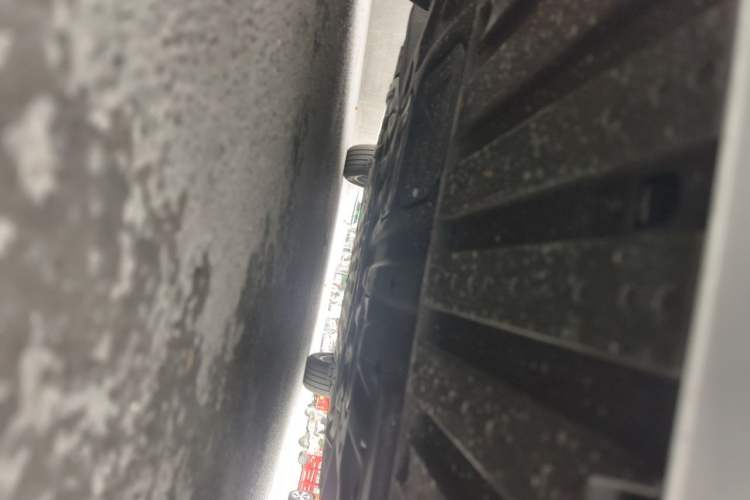 Used Geely Galaxy A7 2025 Model EM-i 150km Prestige Edition Chassis Front