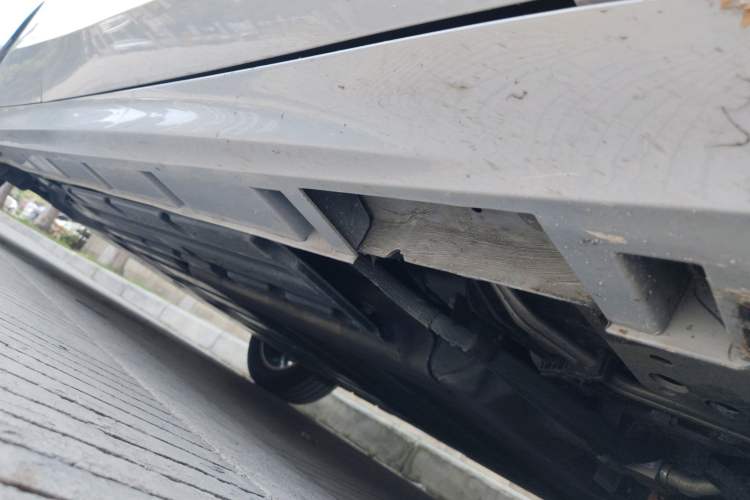 Used Geely Galaxy A7 2025 Model EM-i 70km Exploration Edition Chassis Front Right
