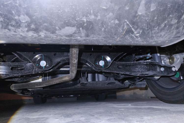 Used Geely Galaxy A7 2025 Model EM-i 70km Launch Edition Chassis Rear
