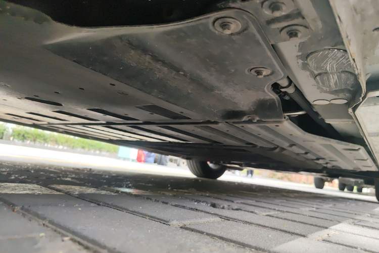 Used Geely Galaxy A7 2025 Model EM-i 70km Luxury Edition Chassis Rear Right