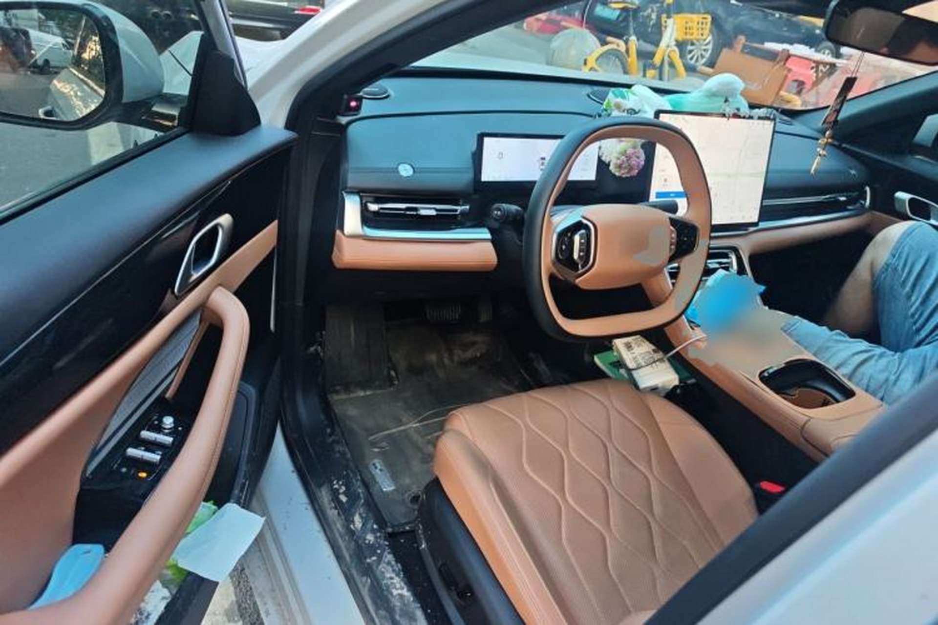 Used Geely Galaxy A7 2025 Model EM-i 70km Exploration Edition Driver Seat