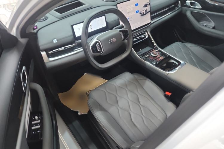 Used Geely Galaxy A7 2025 Model EM-i 150km Exploration+ Edition Driver Seat