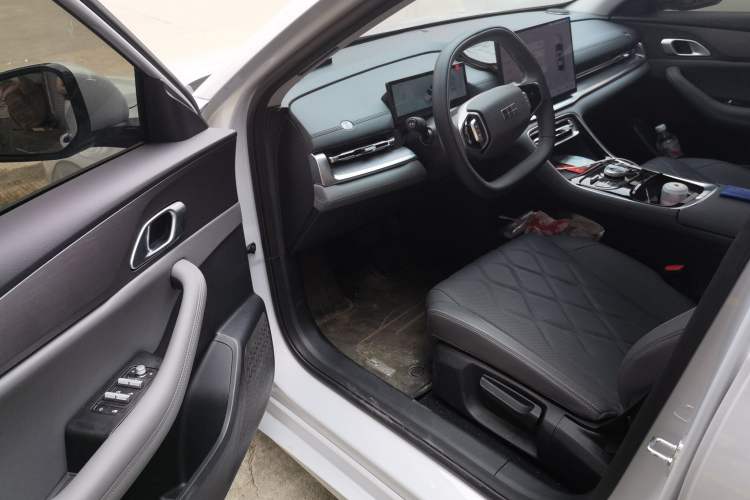 Used Geely Galaxy A7 2025 Model EM-i 70km Luxury Edition Driver Seat