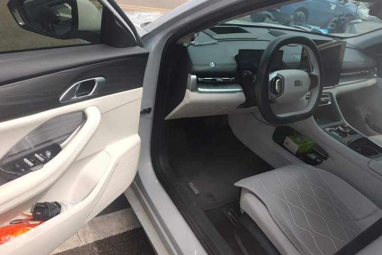 Used Geely Galaxy A7 2025 Model EM-i 150km Starship Edition Driver Seat