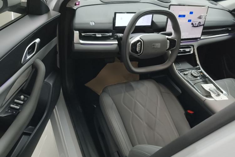 Used Geely Galaxy A7 2025 Model EM-i 150km Starship Edition Driver Seat