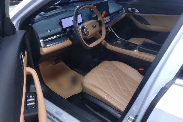 Used Geely Galaxy A7 2025 Model EM-i 150km Starship Edition Driver Seat