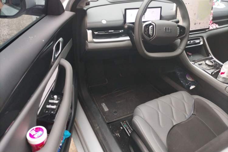 Used Geely Galaxy A7 2025 Model EM-i 150km Exploration+ Edition Driver Seat